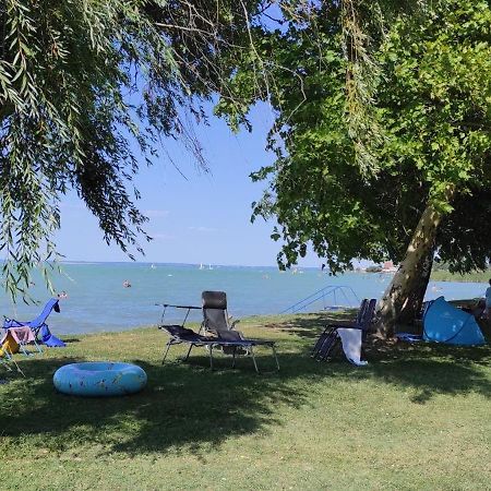 Onebeach Apartman Siófok Exteriör bild