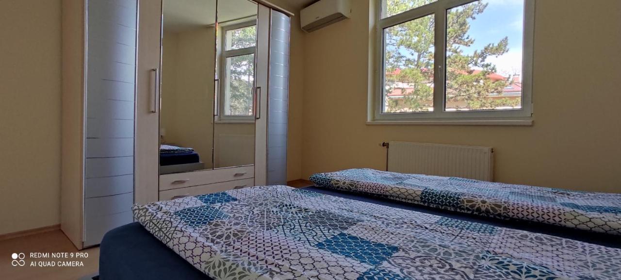 Onebeach Apartman Siófok Exteriör bild