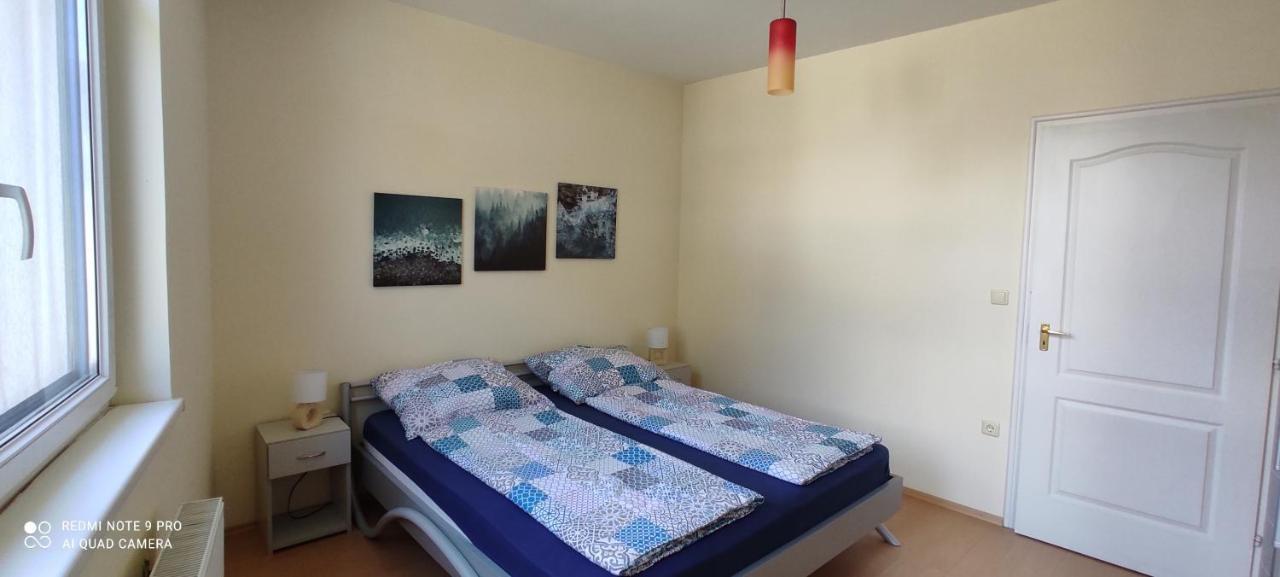 Onebeach Apartman Siófok Exteriör bild