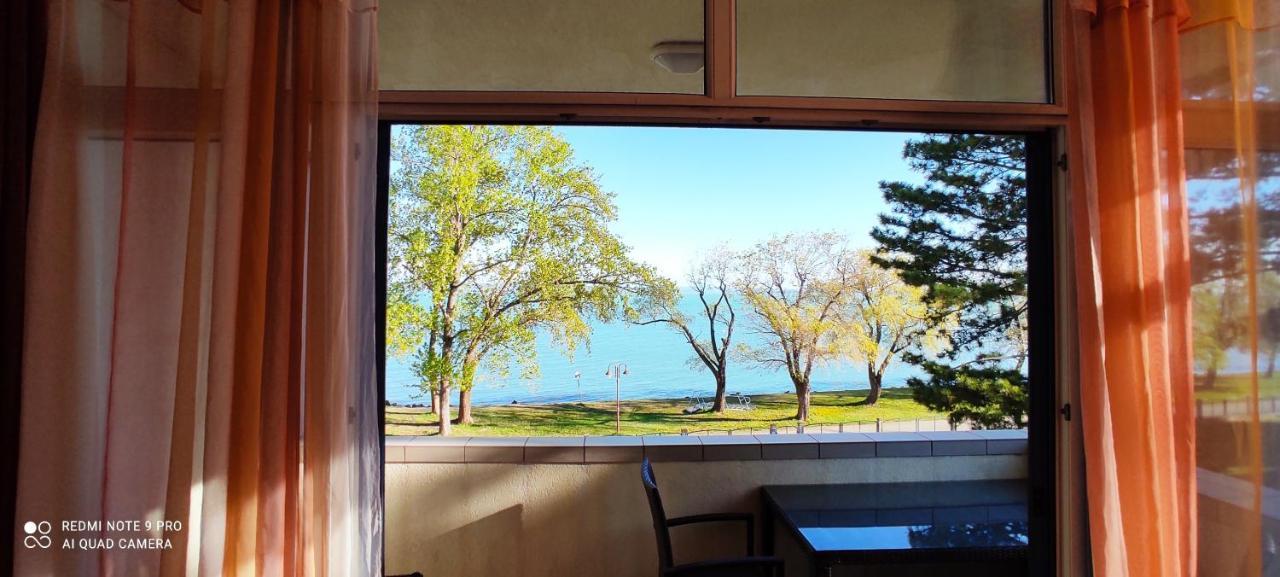 Onebeach Apartman Siófok Exteriör bild