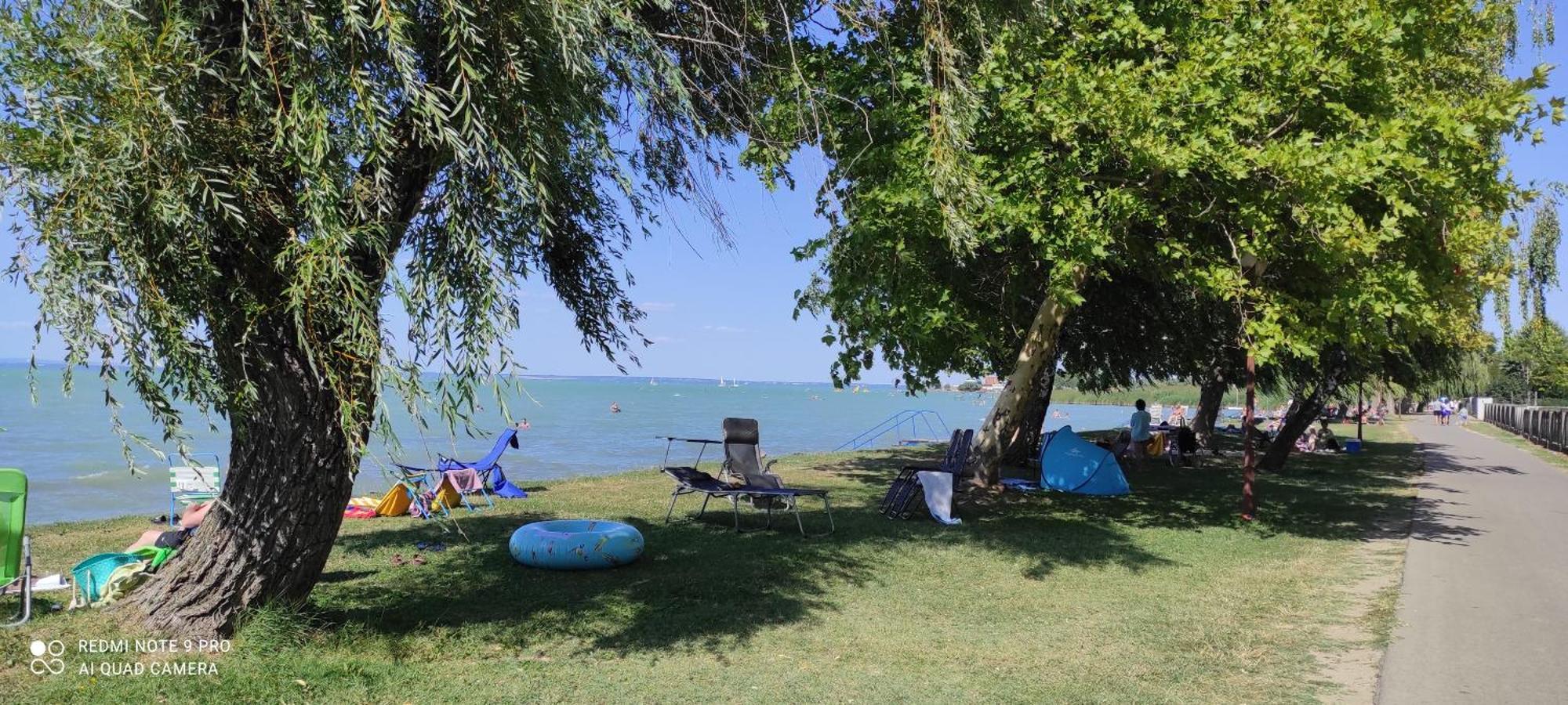 Onebeach Apartman Siófok Exteriör bild
